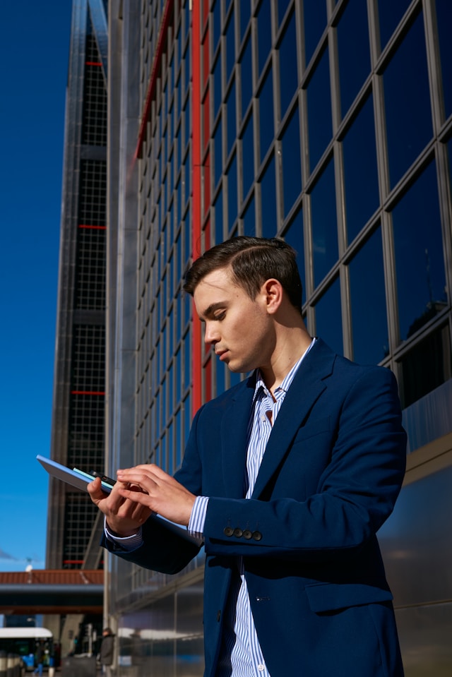 Chuyên gia thẩm định nội dung